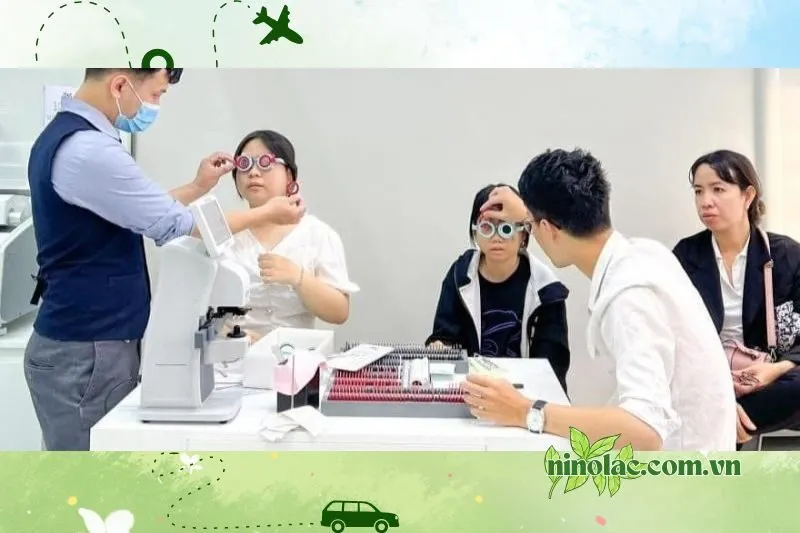 Kính mắt Triều Hương - CẮT KÍNH CẬN THÁI NGUYÊN