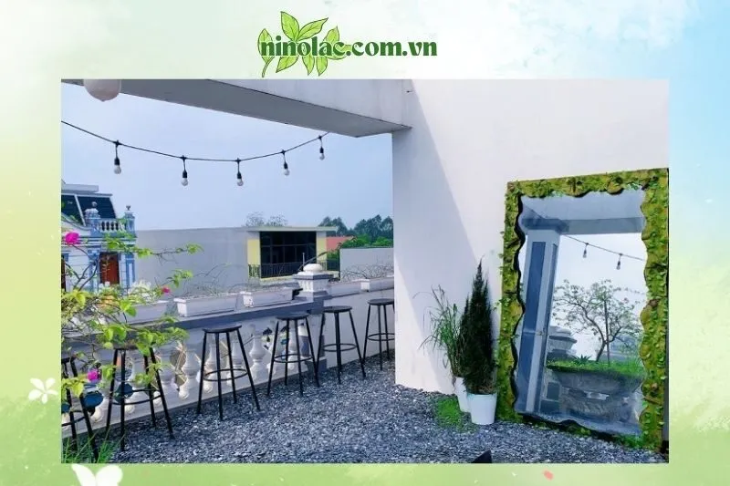 Tiệm Trà Vẽ Hoa